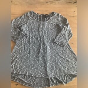 W5 High Low 3/4 Sleeve Striped Scoop Neck Top Black White Zip Back Women’s L Pre